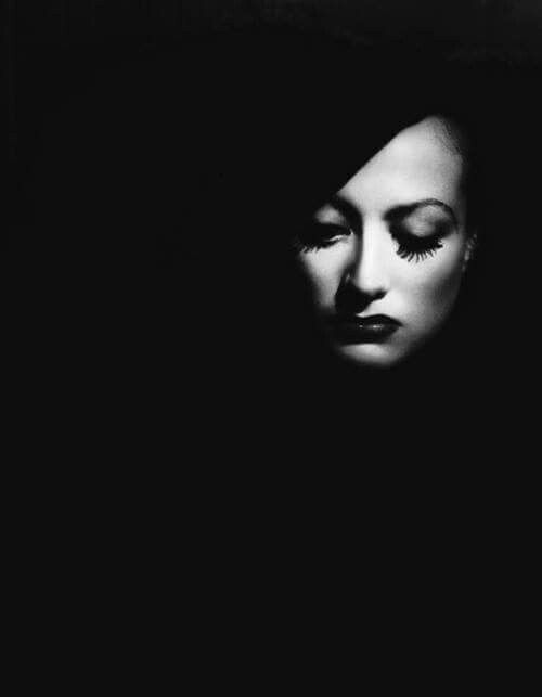 Joan Crawford photographed by George Hurrell, adult photos