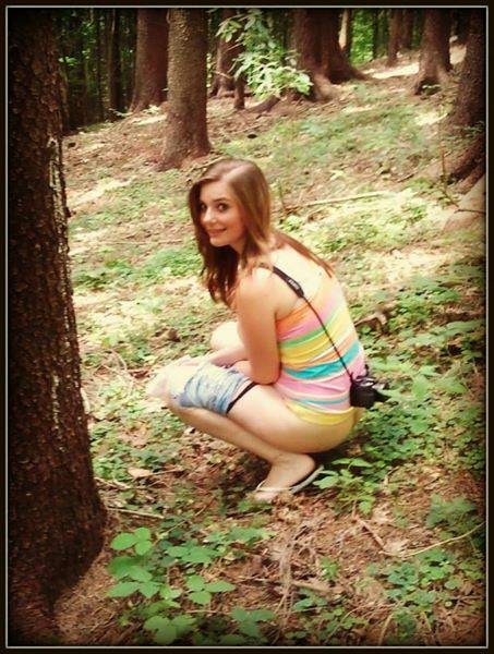 sandinmycrack:  When a girl needs to pee we want to squad down fast!