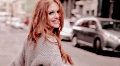 folklorebytaylorswift: “Have confidence in who you are and don’t be afraid to