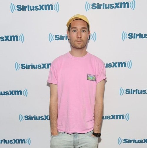 aslongasitsrealtoyou: Pantone colors x Flowers x Dan Smith part 3 (1, 2)