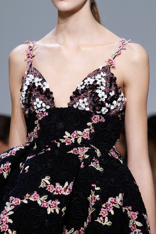 runwayandbeauty:  Floral Detail - Giambattista Valli Spring 2016 Haute Couture.