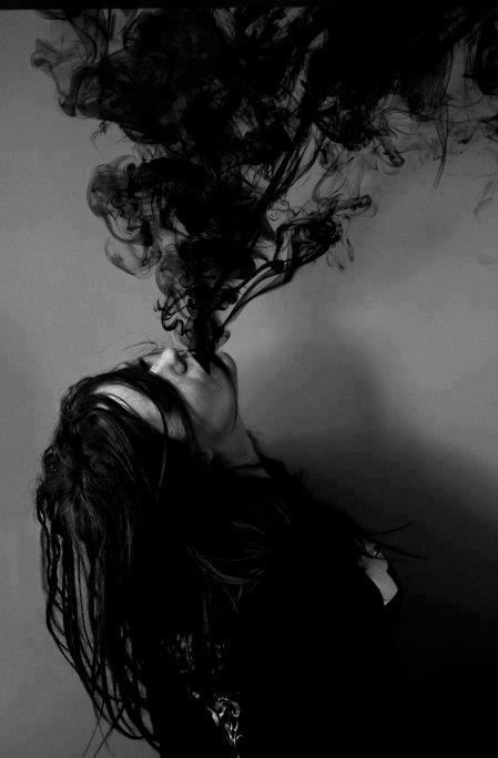 samsaravienna: I don’t care if this is a photography or photomanipulation. This is the coolest