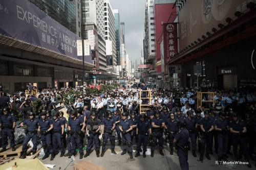 The police are ordered to clear out the protest area in Mong Kok. Hang in there everyone. The Last M