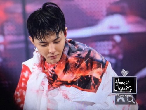 fckyeahgdragon: 170708 G-Dragon - ACT III: M.O.T.T.E Concert in Bangkok Source: ALWAYS-GD : HON