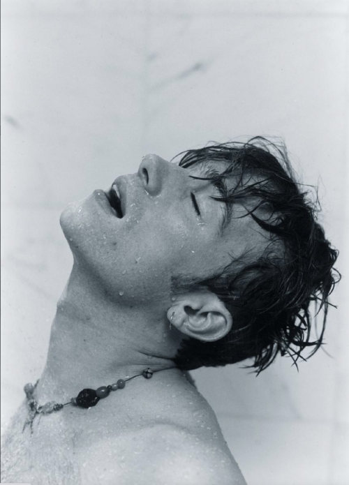 Wolfgang Tillmans:  Damon Shower Head Up   (1995)