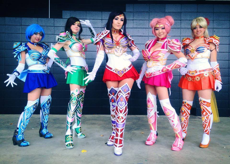 kamikame-cosplay:  Armored Sailor Scout group Cosplayers from left to right:Gladzy