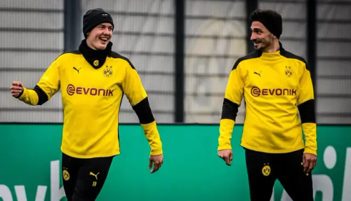 Another Legend Leaves BVB, Apparently A New Era Begins In Dortmund But It Is Still A Big Loss For The