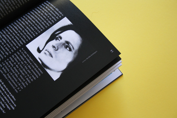 type-lover:  Molduraby ʝon