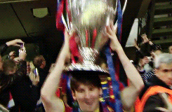 piqueque:  Memorable matches: FC Barcelona beats Manchester United 3-1 and becomes