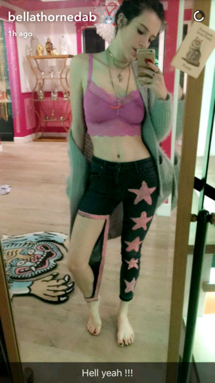 sexycelebssexy:  Bella Thorne