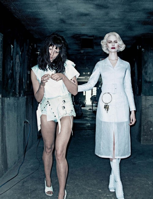 Interview March 2012 - Crystal Renn & Karolina Kurkova by Steven Klein