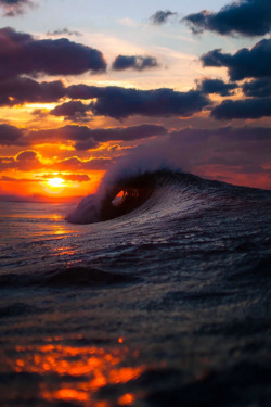 etherealvistas:  atardecer mar olas by Luxt Design 