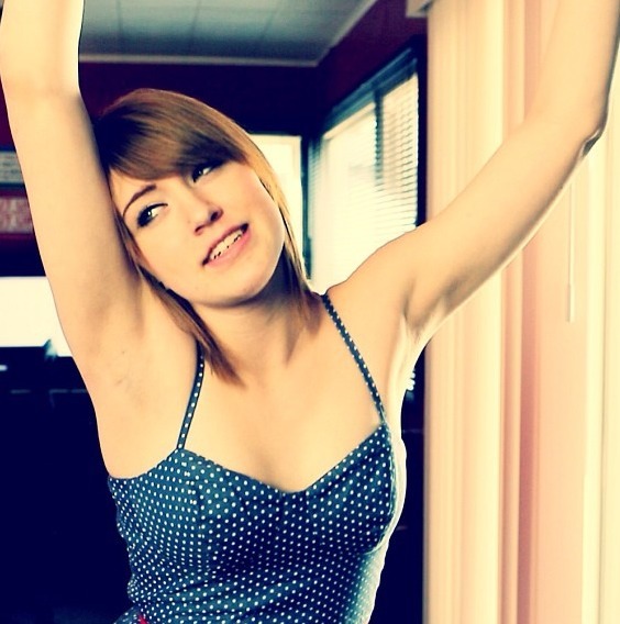 sapphic-stardusts:Lainey is so beautiful! I want to be as pretty as her! She’s