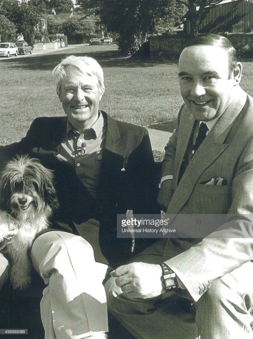 Desmond Morris with Ernie Wise on The Animals Roadshow; BBC TV, 1986.