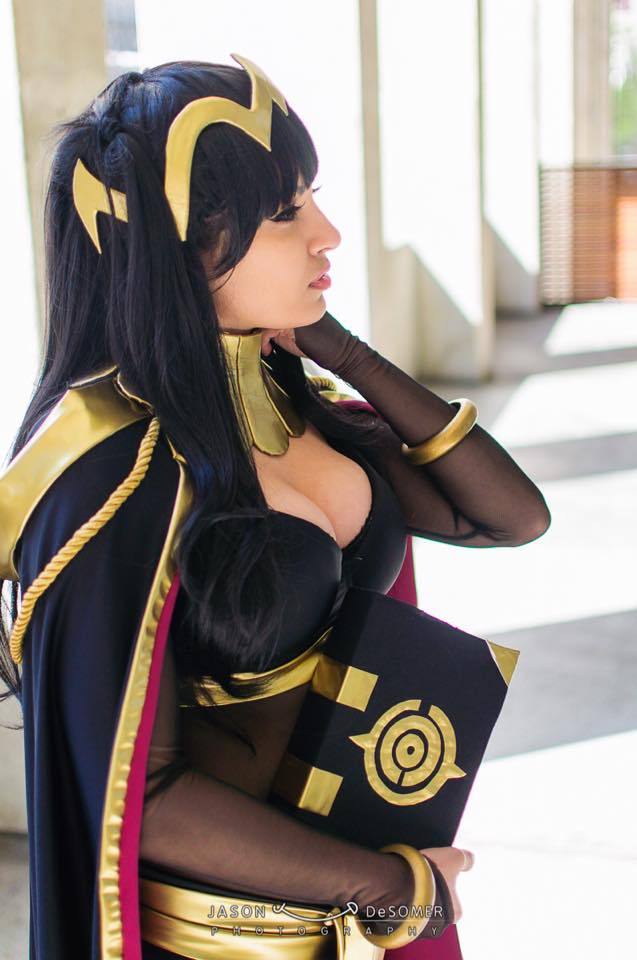 cosplayandgeekstuff:    Meevers Desu Cosplay (USA) as Tharja.   Photos by:   Jason