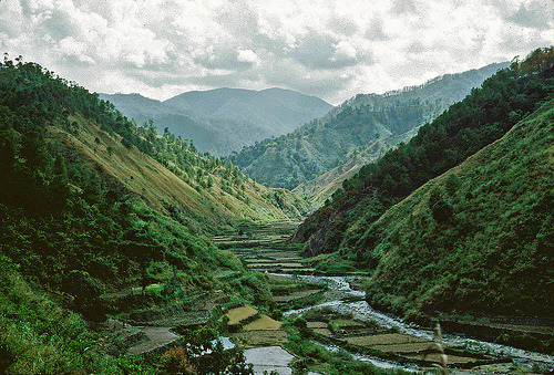 natura-e:  t0rpe: Chico River, Luzon, Philippines by Gateway Landscape Photography