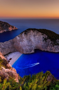 0ce4n-g0d:  Navagio Shipwreck Beach | Cosmin Anghel