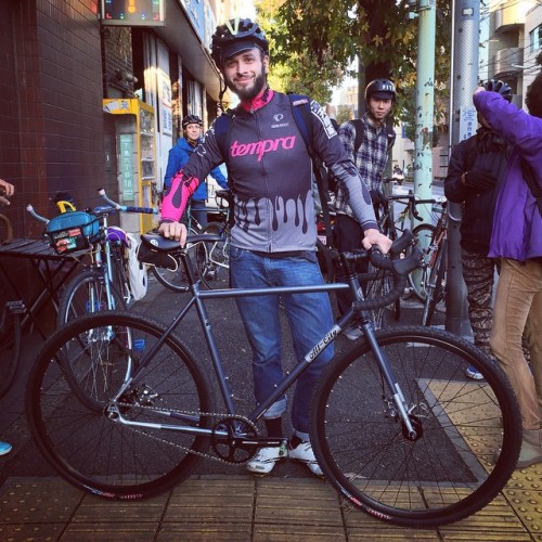 tempracycle: All-City Crew Adamは、tempra cycleジャージを、着てくれています！！ #allcity #all_city #allcityjapan #allc