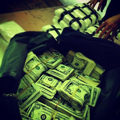 fxckbxbygxrl:  :) 