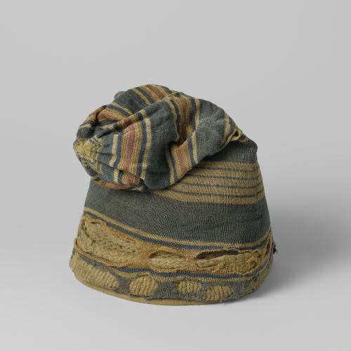 ltwilliammowett:Woollen caps worn by Dutch whalers, anonymous, c. 1700 - c. 1800    In 1980 archaeol