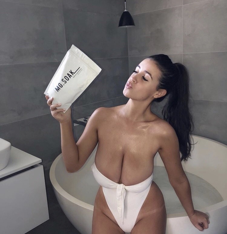 fleshymelons:  tuscansoul-womenoninstagram:    Nice and heavy!