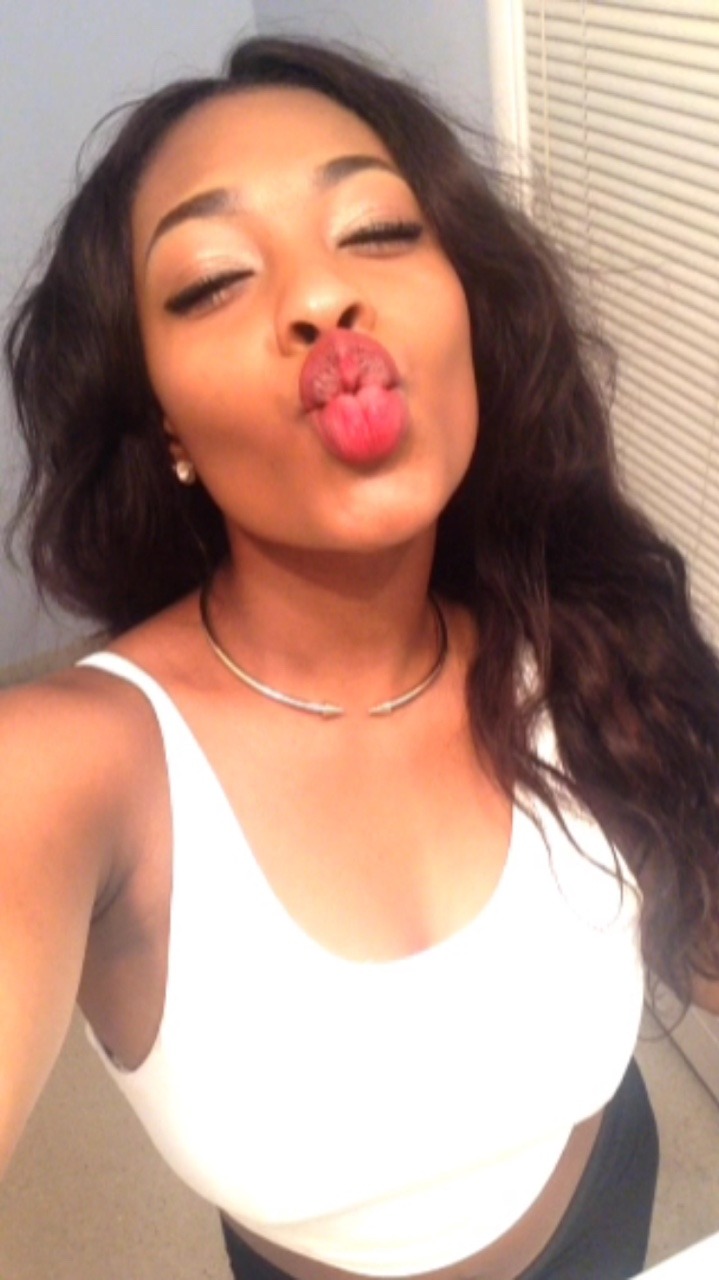 wenn-i-ate:  6 selfies 😁💞 Nominated by blvckorchids I nominate love-sex-scotch