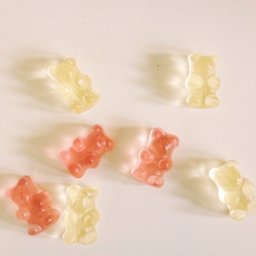 theglitterguide:  Champagne gummy bears from porn pictures