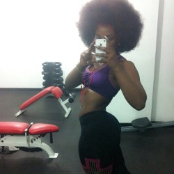 azzstupidphat:   Amara La Negra    