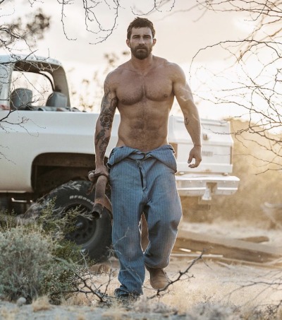 redneckwithfetishes:        Alexander Abramov