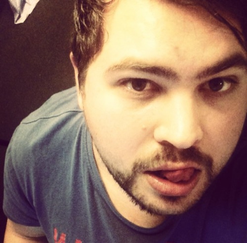 twoten85:  I got a beard yay!!! 🐻🐻🐻🐻 