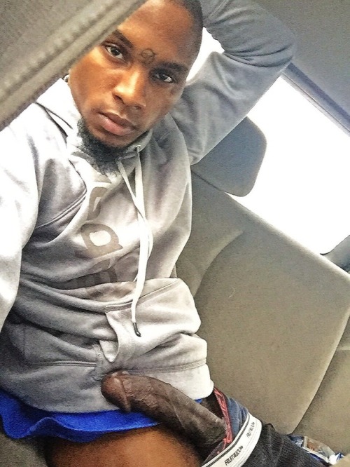 d-dolla: imchillnjustchilln: I just be chilln dayday Dat Dick So Fuckin Pretty Thts my dick I’
