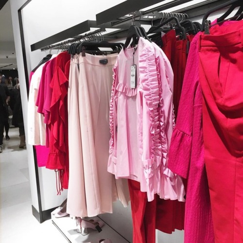 @zara are killing it right now, that colour pallet I want everything, hurry up payday! #pink #cute #