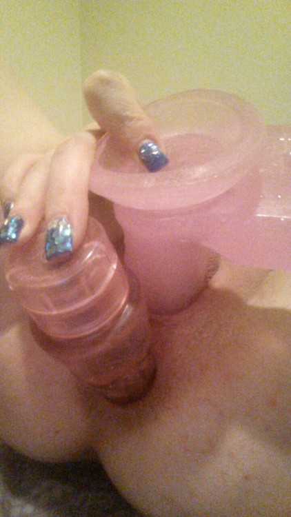 his-broken-toy: Sometimes a girl just has to fuck herself…