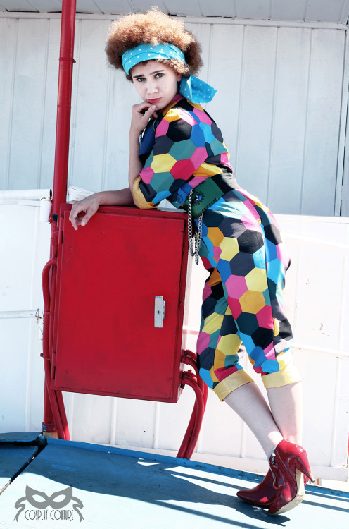 teamcosplaycouture:Cosplay Couture interpretation of the 6th DoctorCostume by Courtney CoulsonPhotog