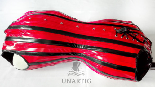 sg-stefano: unartig-shop:   It’s done.  The, as I called it, “nightmare corset&rdqu