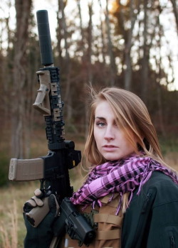 girlandguns:  Girl With Gun  follow me at :