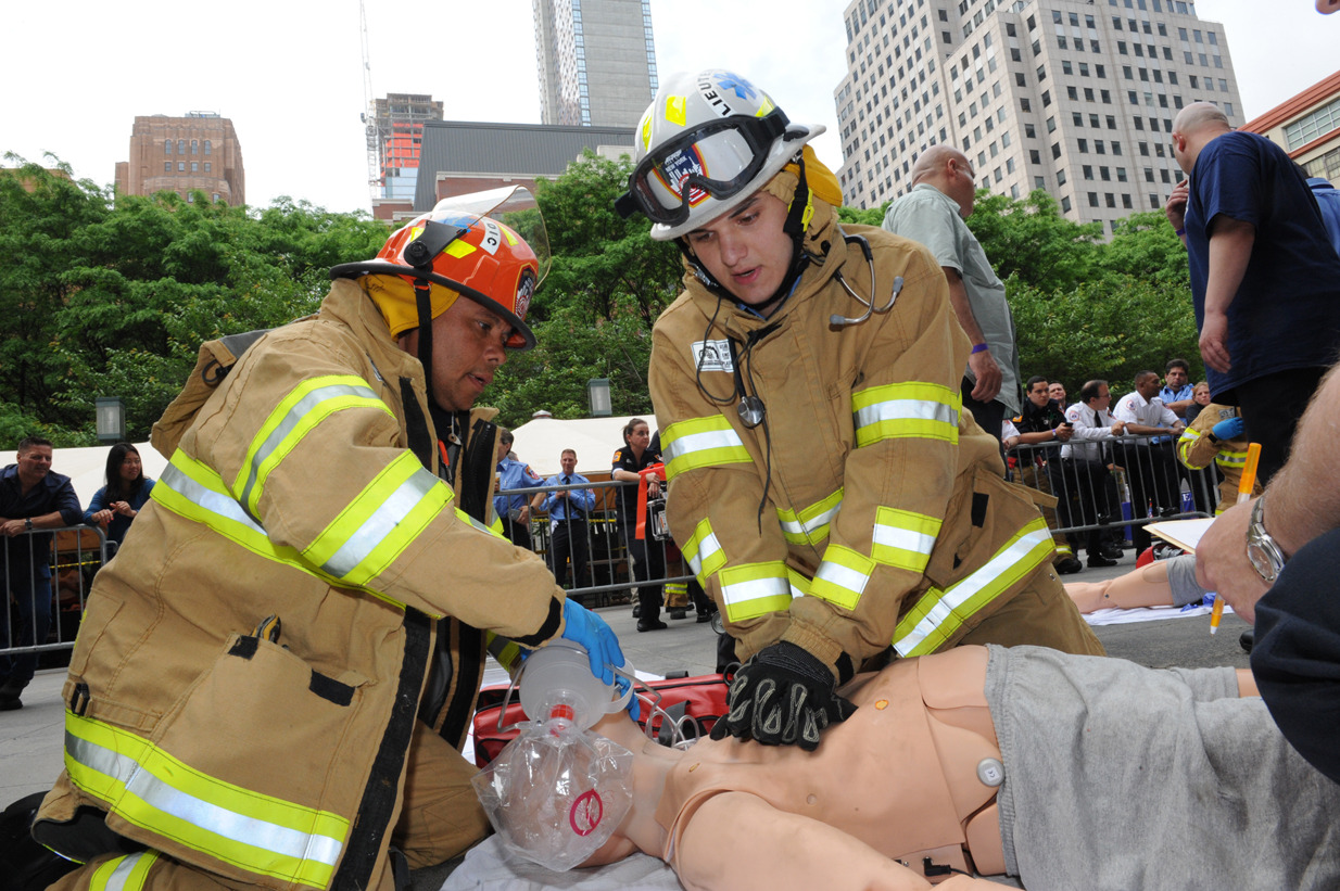 New York City Fire Department (FDNY) — Ten teams of FDNY paramedics and