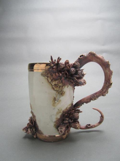 yourroyalpenis: fancyadance: Mary O’ Malley Ceramics more Davy Jones’ tea set.