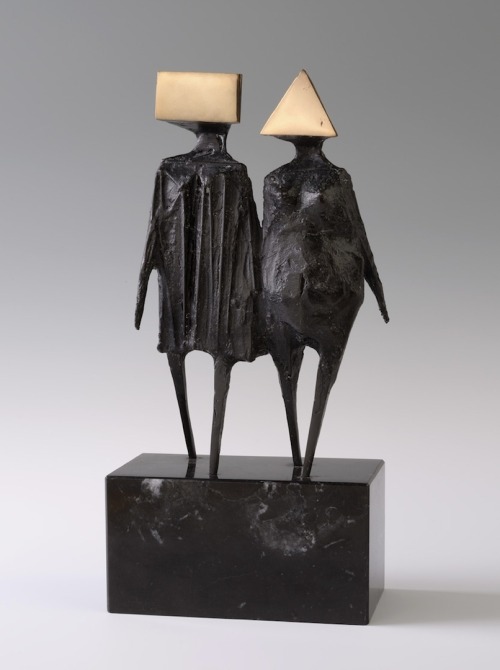 ronulicny:“Maquette Vl, Walking Couple”, 1976 By: LYNN CHADWICK….