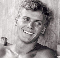wehadfacesthen: Tab Hunter, c.1954 “I lived a very don’t-ask don’t-tell sort of life.” 