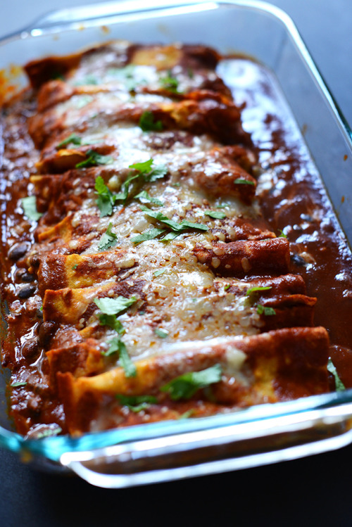 beautifulfoodisamust:   SPICY BLACK BEAN, GREEN CHILI & MANCHEGO ENCHILADAS