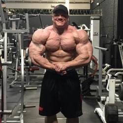 Dallas McCarver- A few weeks out to Arnold 2017 at around 310lbs.