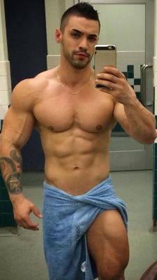 pec-men:  www.pec-men.tumblr.com