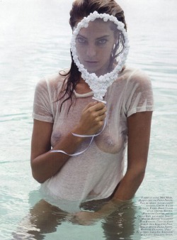 porn4ladies:  Daria Werbowy for Vogue Paris