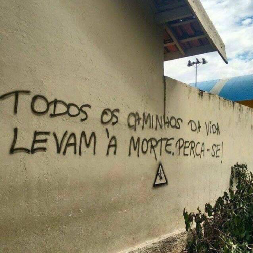 Tudo junto e misturado