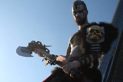 phillip-the-newcomer:My Grog Stronjaw cosplay from Youmacon this past weekendScanlan - @gonetotheout