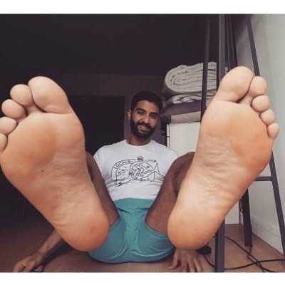 meatymalefeet:  