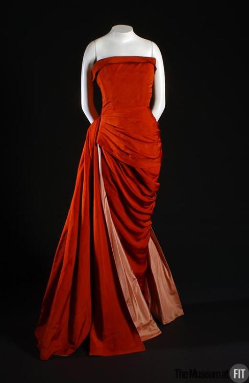 omgthatdress: Dress Elsa Schiaparelli, 1955 The Museum at FIT