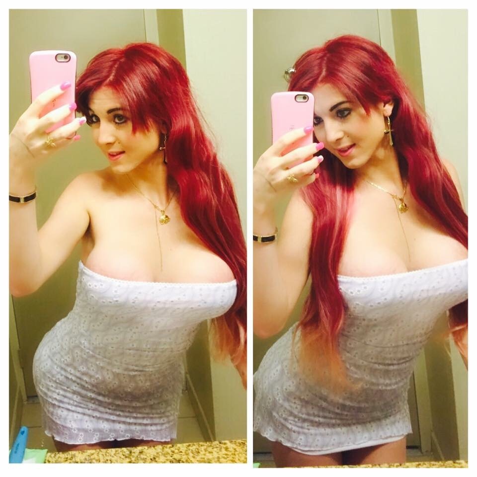 hottiemiamibimbo:  One last work selfie before I can totally get out of work!💕
