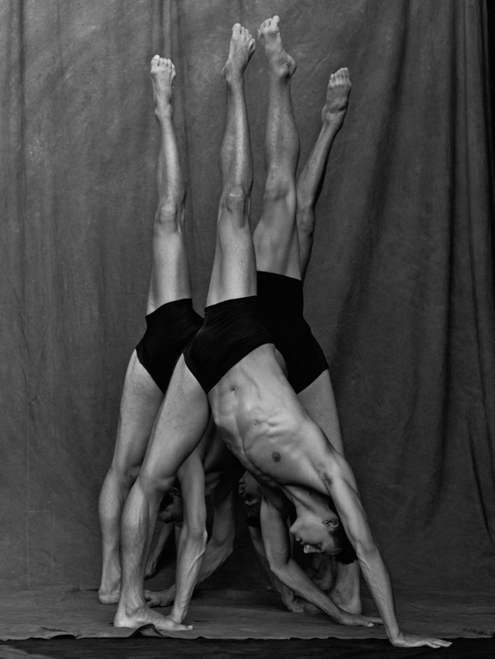 vmagazine:  MATTHEW BROOKES: LES DANSEURS They are “les danseurs,” the professional